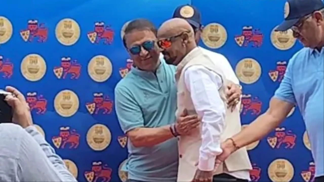 विनोद कांबली की मदद के लिए आगे आए सुनील गावस्कर, मेडिकल खर्चे के साथ हर महीने देंगे इतने पैसे