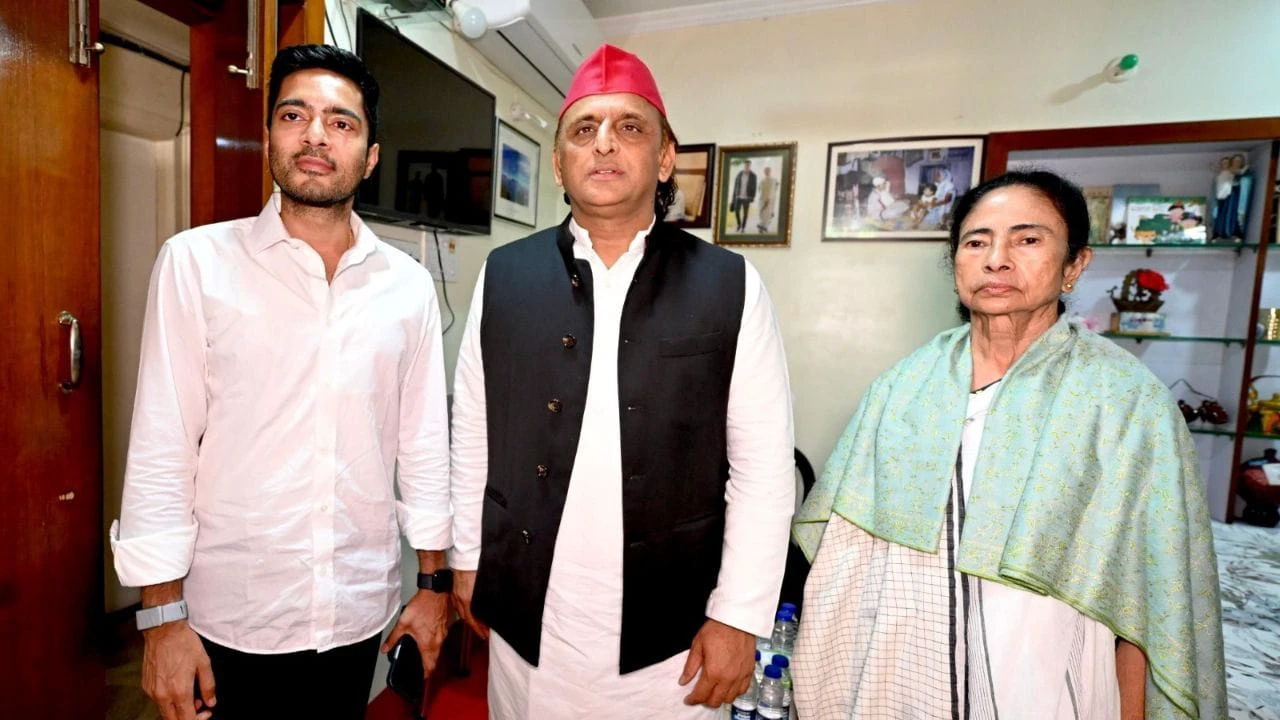 ‘यूपी का ट्रायल बंगाल में लागू’! ममता से मुलाकात के बाद अखिलेश यादव का भाजपा पर बड़ा हमला