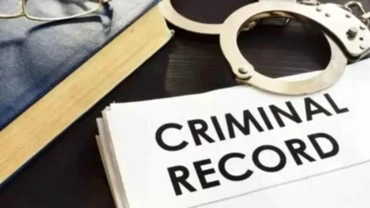 केरल चुनाव 2026 में दागी उम्मीदवारों की भरमार ने बढ़ाई राज्य की सियासी हलचल