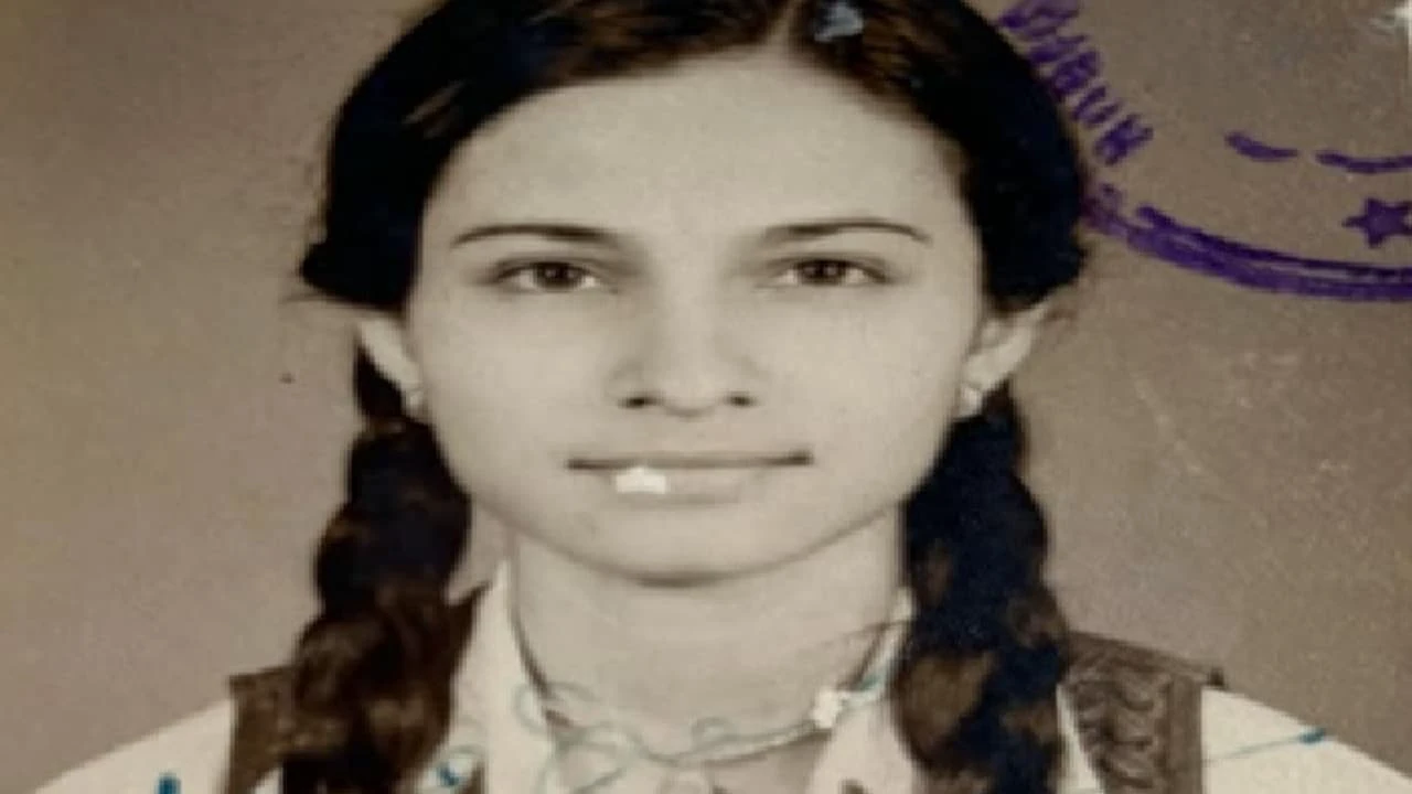 বলিউডে শোকের ছায়া: ক্যানসারের সঙ্গে দীর্ঘ লড়াইয়ের পর প্রয়াত অভিনেত্রী প্রবীণা দেশপাণ্ডে