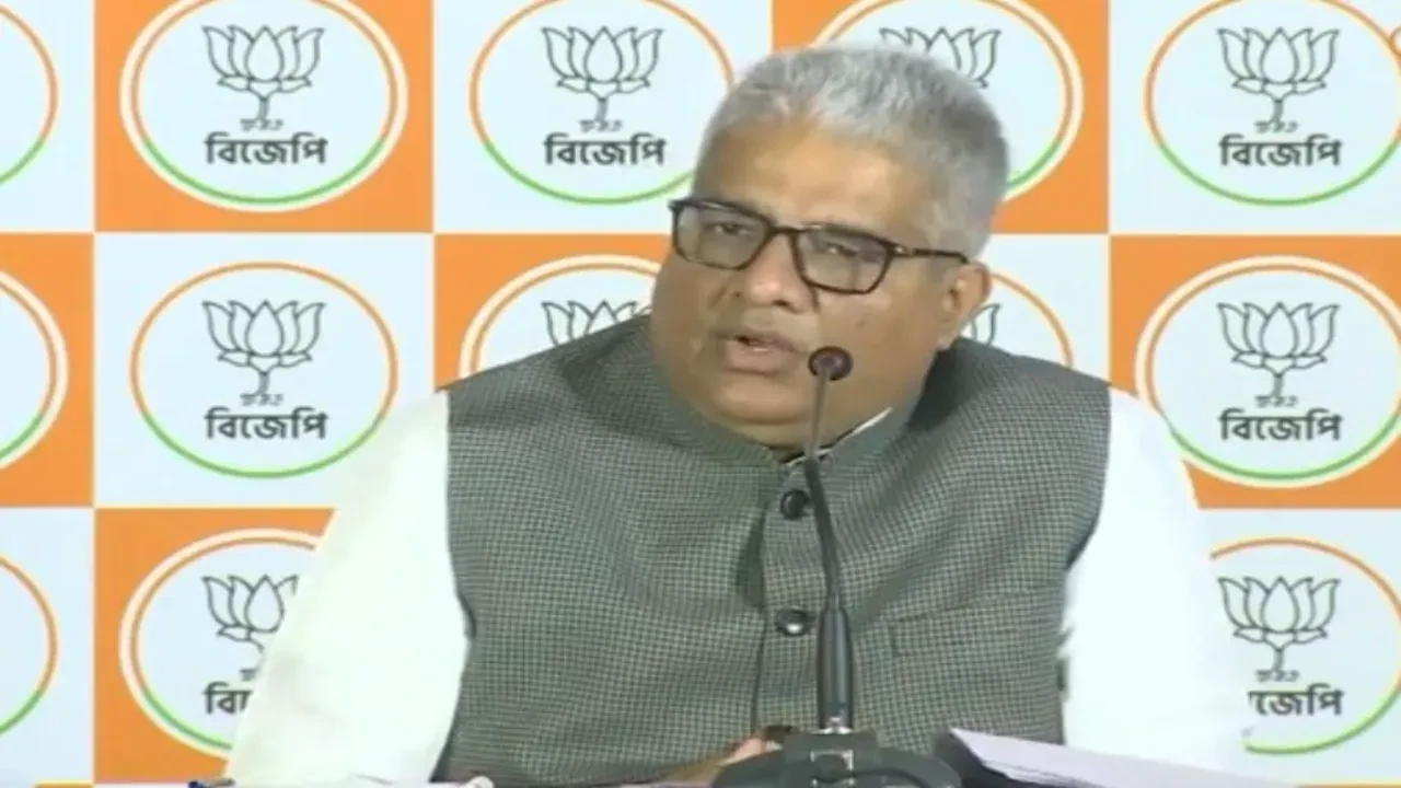 বেতনের দাবিতে মৃত্যু আর কতদিন? মমতাকে নিয়ে বিস্ফোরক ভূপেন্দ্র যাদব