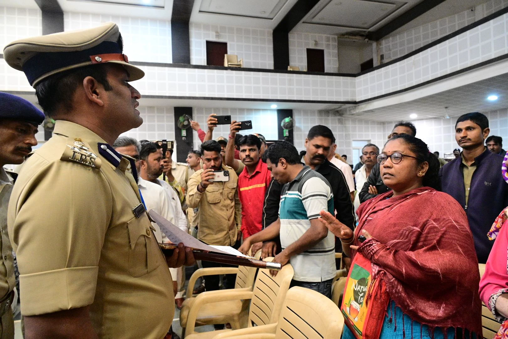 ಹುಬ್ಬಳ್ಳಿ |ಮಾದಕ ವಸ್ತುಗಳ ಬಳಕೆ; 251 ಮಂದಿ ವಶಕ್ಕೆ ಪಡೆದ ಪೊಲೀಸರು