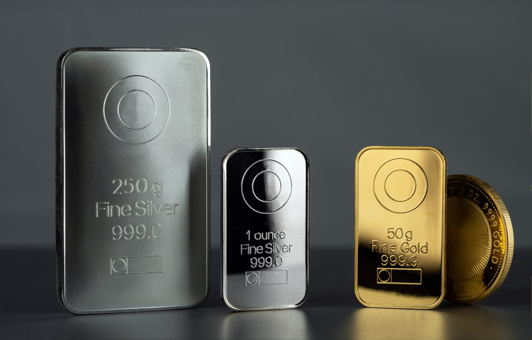 Silver outlook 2025: Can silver outshine gold next year?