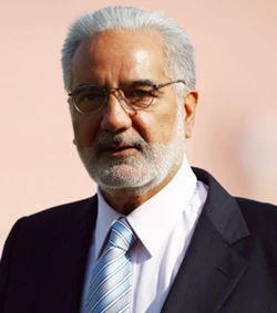 Touchstones: Remembering Bindra Saab and Mark Tully