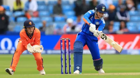 Smriti Mandhana Achieves Historic Milestone in Women's T20 World Cup