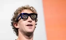 Meta AI smart glasses footage reviewed by overseas contractors, lawsuit filed