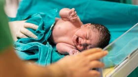 'ஒரு குழந்தையே போதும்' - தமிழ்நாட்டில் சரிந்து வரும் பிறப்பு விகிதம்