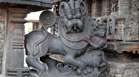 வெளிநாட்டினரையே மிரள வைக்கும் புராண கால விலங்கு!