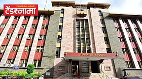 Pune : नदीपात्रातील कचऱ्याच्या ढिगाऱ्यांना आग कोण लावतेय?