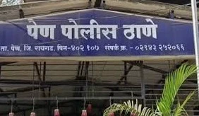खडी वाहतुकीला अटकाव; क्रेशर मालकासह अन्यांविरुद्ध गुन्हा