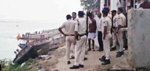 ബിഹാറില്‍ ഗംഗാ നദിയില്‍ ബോട്ട് മറിഞ്ഞ് രണ്ട് മരണം; അഞ്ച് പേരെ കാണാതായി, ശക്തമായ കാറ്റ് വില്ലനായി | Patna Ganga river boat accident today