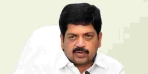మచిలీపట్నంలో నిర్వహించిన 'స్వచ్ఛాంధ్ర' కార్యక్రమంలో పాల్గొన్న మంత్రి కొల్లు రవీంద్ర