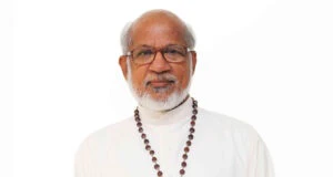 ജീവിത സാക്ഷ്യങ്ങളില് കൂടി ഹൃദയങ്ങളെ തൊടണം - മാര് ആലഞ്ചേരി