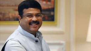 സിബിഎസ്‌ഇ മാര്‍ക്ക് തര്‍ക്കം: മൗനം വെടിഞ്ഞ് വിദ്യാഭ്യാസമന്ത്രി ധര്‍മ്മേന്ദ്ര പ്രധാൻ; പരീക്ഷാ വീഴ്ചയുടെ പൂര്‍ണ്ണ ഉത്തരവാദിത്തം ഏറ്റെടുത്തു | Education Minister Dharmendra Pradhan CBSE Class 12 results