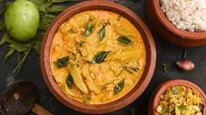 Raw Mango Curry: घर पर ऐसे तैयार करें महाराष्ट्र की पारंपरिक कच्चे आम की करी,उंगलियां चाटते रह जाएंगे मेहमान