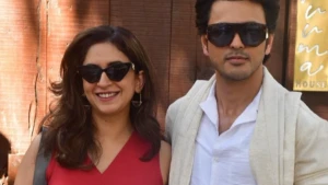 Watch: Lalit Prabhakar and Mrinmayee Godbole steal the spotlight in Mumbai