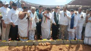 బయోగ్యాస్ ప్లాంట్ నిర్మాణాన్ని భూమి పూజ