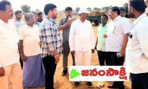 ధాన్యం కొనుగోళ్లలో అక్రమాలపై ఉక్కుపాదం: ఎమ్మెల్యే గండ్ర