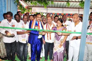 సమాజ హితులు ఆర్యవైశ్యులు