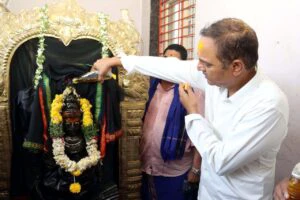 శని జయంతి సందర్భంగా ప్రత్యేక పూజల్లో పాల్గొన్న ఉప్పల్ ఎమ్మెల్యే బండారి లక్ష్మారెడ్డి