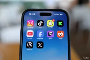 2027 മുതല്‍ 15 വയസ്സിന് താഴെയുള്ളവര്‍ക്ക് സോഷ്യല്‍ മീഡിയ നിരോധിക്കാൻ ഗ്രീസ് | Greece Social Media Ban Under 15