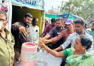 వాస్విక్ ఫౌండేషన్ను అభినందించిన ప్రజలు ప్రయాణికులు