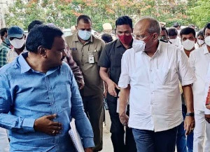 పీఅండ్ఆర్ కాలనీని సందర్శించిన సీఎస్