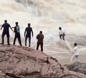 Watch video: Odisha YouTuber swept away on camera while filming at Duduma waterfall