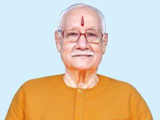 भारतीय संस्कृति के उत्थान के लिए पूरा जीवन समर्पित करनेवाले बेंगलुरू (कर्नाटक) के पू. डॉ. शिवकुमार ओझाजी !