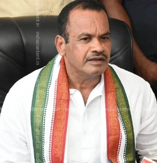 దుబ్బాకకు బలగాలు పంపండి: సీఈసీకి కోమటిరెడ్డి లేఖ