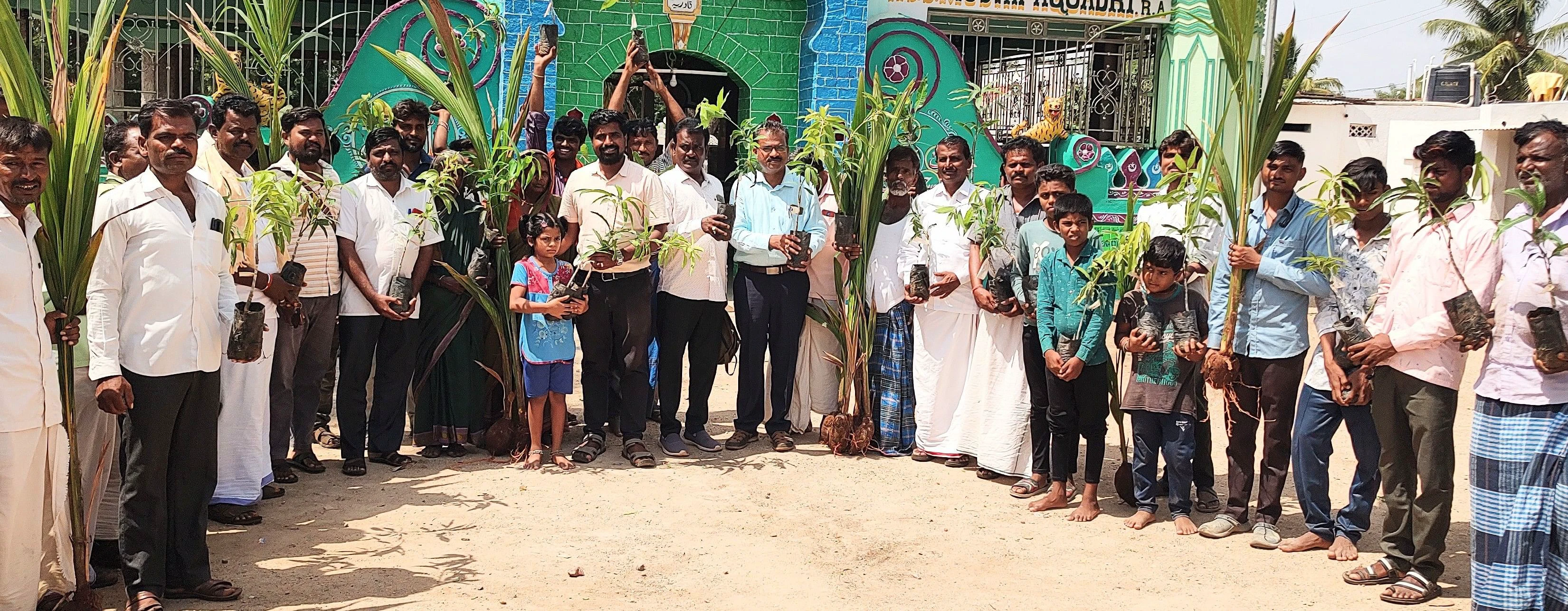 ಭೂ ಸವಕಳಿ ತಡೆಗೆ ಗಿಡಗಳ ನೆಡಿ: ಸಹಾಯಕ ಕೃಷಿ ನಿರ್ದೆಶಕ ಜೀವನಸಾಬ