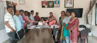 ఉపాధ్యాయుల సమస్యలపై తహశీల్దార్ కు వినతి
