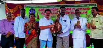 ಯಳಂದೂರಿನಲ್ಲಿ ರಂಜಿಸಿದ ಜಾನಪದ ಸಂಭ್ರಮೋತ್ಸವ ಕಾರ್ಯಕ್ರಮ