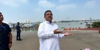 বিসর্জনের সময় একমাত্র সনাতনীরাই প্রতিমায় হাত দেবেন : ঘোষণা করলেন মুখ্যমন্ত্রী শুভেন্দু অধিকারী