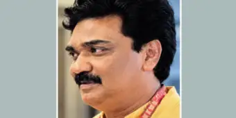 കൂടെ ജോലി  ചെയ്തിരുന്ന യുവതിയെ ഹോസ്റ്റലിലെത്തിക്കാമെന്ന് പറഞ്ഞ് വണ്ടിയില്‍ കയറ്റി; കാറില്‍ വെച്ച്‌ അശ്ലീല സംസാരം, ലൈംഗിക ഉദ്ദേശ്യത്തോടെ ശരീരത്തില്‍ സ്പര്‍ശിച്ചു;  ഓണ്‍ലൈൻ ചാനല്‍ ജീവനക്കാരൻ അറസ്റ്റില്‍