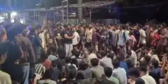 IIT बॉम्बे के छात्र ने की आत्महत्या : परीक्षा के दौरान ChatGPT का कर रहा था इस्तेमाल, छात्रों ने संस्थान की मुख्य इमारत के बाहर किया प्रदर्शन