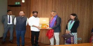 లండన్‌లోని ప్రపంచ ప్రఖ్యాత ఆక్స్‌ఫర్డ్ యూనివర్సిటీ విద్యావేత్తలతో సీఎం రేవంత్ రెడ్డి సమవేశం