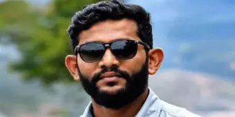 ബൈക്കില്‍ ഇടിച്ച കാര്‍ നിര്‍ത്താതെപോയി; റോഡിലേക്കു തെറിച്ചുവീണ യുവാക്കള്‍ രക്തം വാര്‍ന്ന് റോഡില്‍ കിടന്നത് 15 മിനിറ്റോളം, യുവാവിന് ദാരുണാന്ത്യം, സുഹൃത്തിനു ഗുരുതര പരുക്ക്