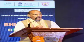 জিআরএসই ও যন্ত্র ইন্ডিয়া লিমিটেড-এর বিভিন্ন প্রকল্পের ভূমিপুজো রাজনাথের