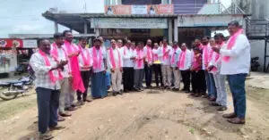 బిఆర్ స్ కార్యనిర్వాహక అధ్యక్షుడు కల్వకుంట్ల తారక రామారావు జన్మదిన వేడుకలు ఘనంగా నిర్వహించారు