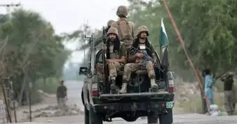 Pakistan | ಚೆಕ್‍ಪೋಸ್ಟ್ ಮೇಲೆ ದಾಳಿ; ಭದ್ರತಾ ಸಿಬ್ಬಂದಿ ಸಹಿತ 15 ಮಂದಿ ಮೃತ್ಯು