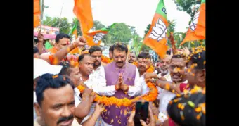 कटिहार पहुंचे संजय सरावगी :                                              कार्यकर्ता समागम सह सम्मान समारोह में कार्यकर्ताओं को दिया संगठन मजबूती का संदेश