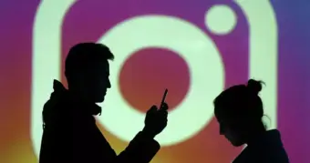 When Algorithms Finance Extremism