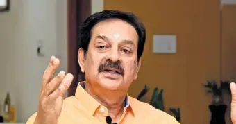 'സംസ്ഥാന അധ്യക്ഷ പദവി വാഗ്ദാനം ചെയ്തിട്ടുണ്ട്'; ടിവികെയില്‍ ചേരുന്നത് വിജയ്‌യെ കണ്ട ശേഷമെന്ന് ദേവൻ