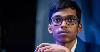 സെന്‍റ് ലൂയിസ് റാപിഡ് ആന്‍റ് ബ്ലിറ്റ്സ് ചെസ് കിരീടം നേടി ഇന്ത്യയുടെ പ്രജ്ഞാനന്ദ::സമ്മാനത്തുകയായി 47.5 ലക്ഷം ലഭിക്കും