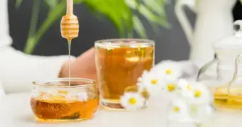 Honey Water Weight Loss Myth? What Experts Say About The Morning Drink