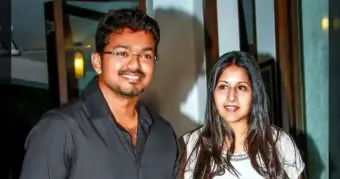 ஒரே மேடையில் அம்மா சங்கீதா, அப்பா விஜய்..!! ஜேசன் சஞ்சய் பேசிய அந்த வார்த்தை.. 'சிக்மா' விழாவில் நெகிழ்ச்சி..!