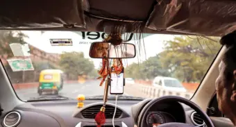 Centre directs cab aggregators to stop advance tipping optionMove follows Rs 10L penalty on Rapido for unfair business practices