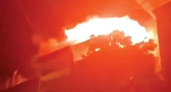 4 floors gutted as fire engulfs cloth shop in KalupurShort circuit suspected; six fire tenders rushed to spot, no casualties reported