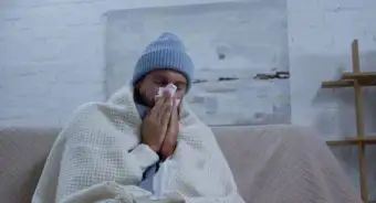 Cold Prevention Tips : శీతాకాలంలో జలుబును నివారించే చిట్కాలు ఇవే.. లక్షణాలు కనిపించగానే ఇలా చేయండి